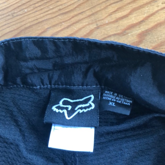 Fox biking shorts - Picture 3 of 6